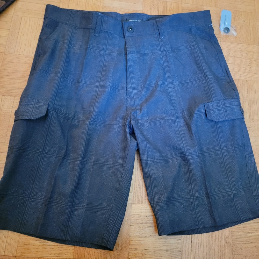 Mens Warehouse One shorts size 38w